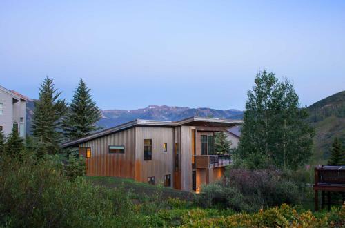 Custom Mt Crested Butte Home Walk To Lifts!