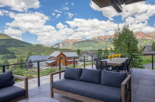 Custom Mt Crested Butte Home Walk To Lifts!