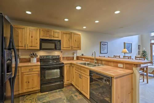 Apartamento Cozy Ski Condo With Shuttle And Mountain Access!