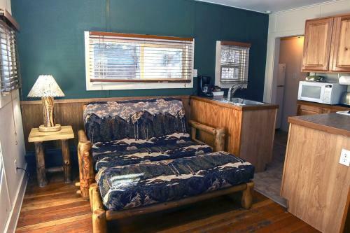 Triple R Cottages By Rocky Mountain Resorts
