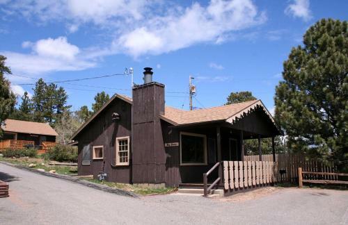 Lazy R Cottages By Rocky Mountain Resorts