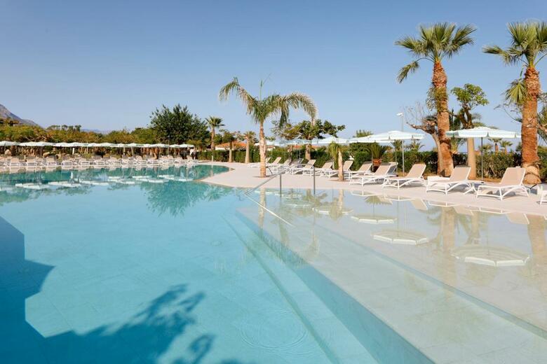 Hotel Grand Palladium Sicilia Resort & Spa