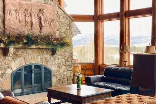 Meadowview Mountain Lodge