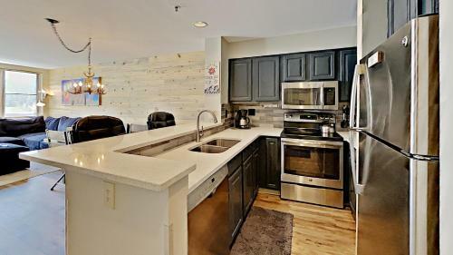 Lakeshore 1535