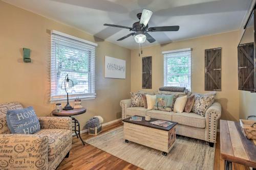 Updated Pet-friendly Home, Walk To Dtwn Littleton!