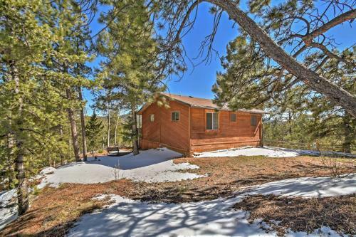 Cabin With Mtn Views - 5 Mi To Mueller State Park!