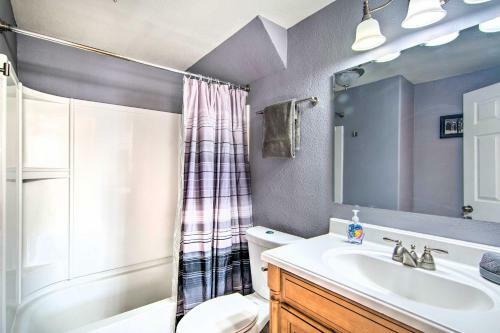 Spacious Lafayette Retreat - 20 Mi To Denver!