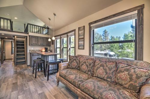 Roomy Pagosa Springs Tiny Cabin 1mi Downtown