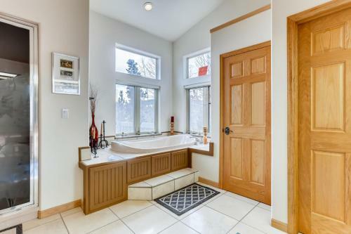 122 Kings Court By Book By Owner