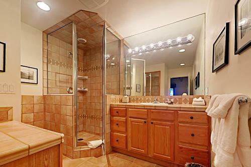 Timberline Condominiums 2 Bedroom Unit A2a