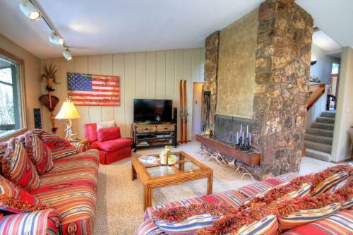 1068 Faraway Home