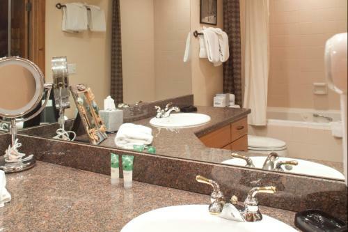 Hotel Shadowbrook, A Destination By Hyatt Residence