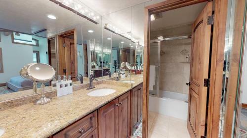Hotel Shadowbrook, A Destination By Hyatt Residence