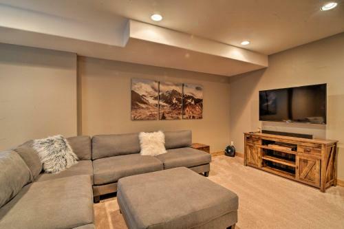 Tabernash Townhome With Private Hot Tub And Mtn Views!