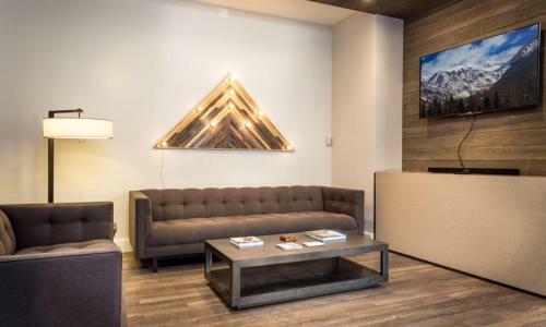 Pacific Ave West 330 B - Central Chalet