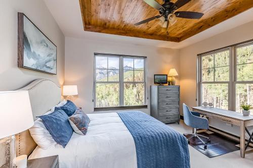 Cassidy Ridge Condos