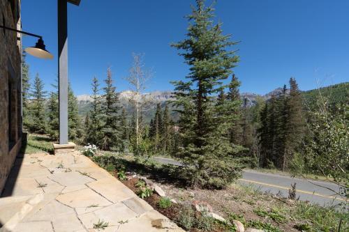Cassidy Ridge Condos