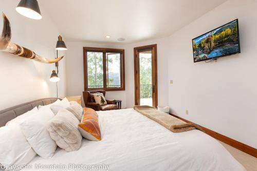 Aspen Ridge 16 - A Peakside Condominium