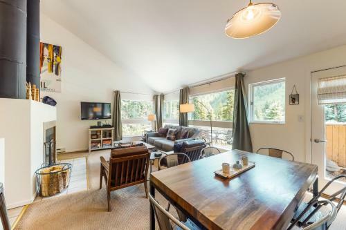 Perfect Pitkin Creek Condo