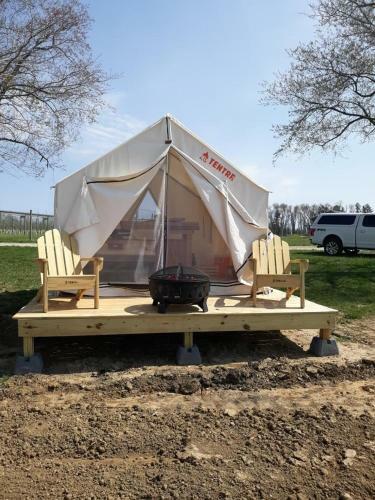 Tentrr Signature Site - Thousand Acre Farm