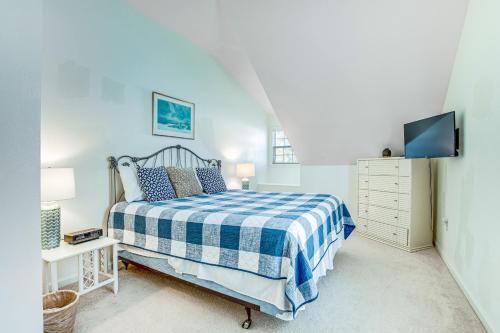 Bahamas Beach Cottages - 602 New Providence