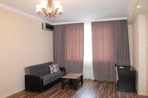 On Aga Neimatulla Street Apartment
