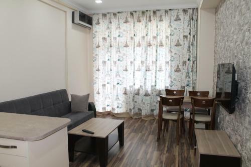 On Aga Neimatulla Street Apartment