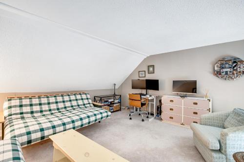 Sea Colony - 3607 Round Robin