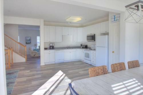 34 Pier Point Dr