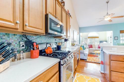 Bayview Landing - 38013 Bayview Circle
