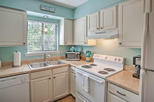 Apartamento Amelia Island Condo With Onsite Pool And Beach Access!