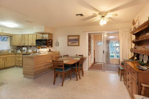 Jane's Bonita Beach Vacation Home