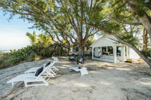 2216 Gulf Dr Home