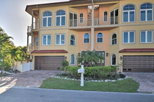 Townhome Located 200 Steps To A Locals-only Beach!