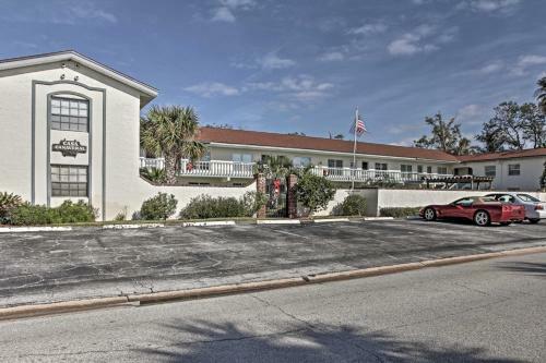 Apartamento Spanish-style Studio With Pool - Walk To Cocoa Beach