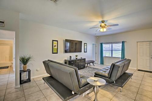 Modern Cape Coral Home With Pool, Patio And Grill