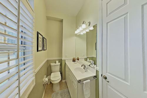 Villa Euphoria - 2-unit Canal Retreat With Pool Home