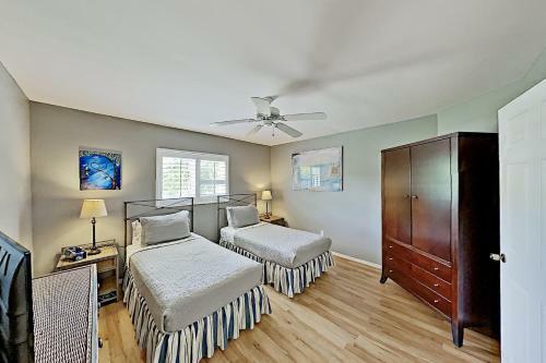 Villa Euphoria - 2-unit Canal Retreat With Pool Home