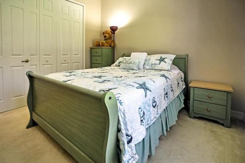 Cape Coral Canalfront Home With Pool, Lanai And Dock!