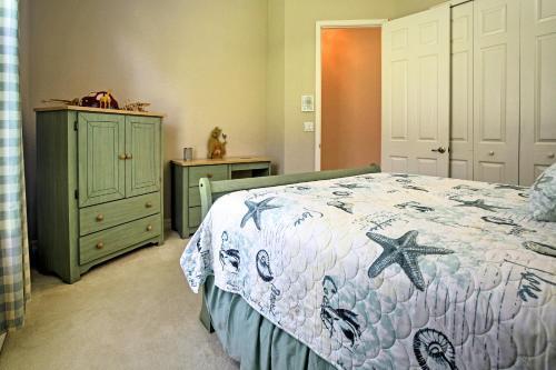 Cape Coral Canalfront Home With Pool, Lanai And Dock!