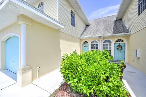 Cape Coral Escape With Screened Pool, Near Beaches!
