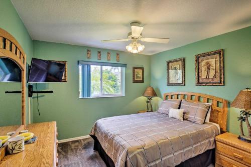 Cape Coral Villa With Pool - 7 Mi To Beach!