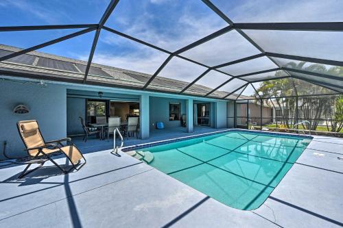 Bright And Airy Cape Coral Home With Lanai And Pool