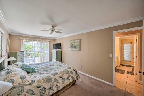 Canalfront Cape Coral Retreat With Pool And Dock!