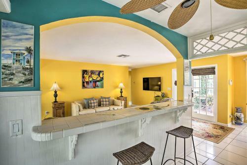 Cute Cape Coral Escape With Yard Near Downtown!