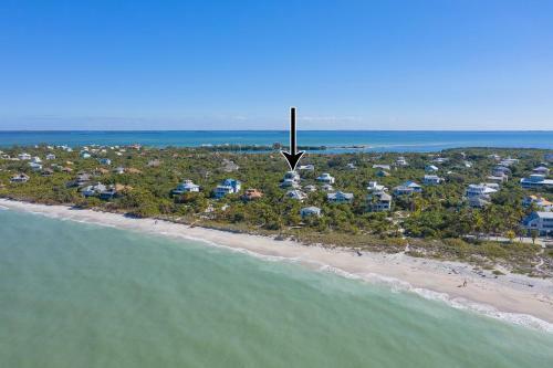 Manatee Haven - Upscale Beach View Home With Screened-in Pool, Spa And Elevator!