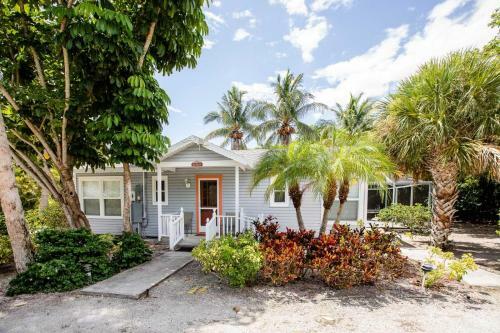 Baywatch Cottage