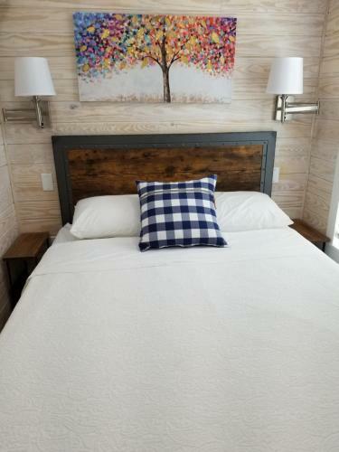 Camptel Resort Cedar Key