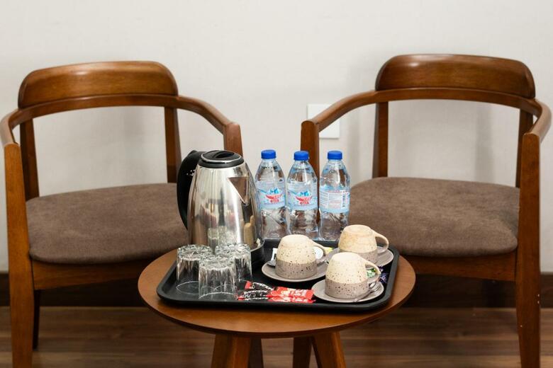 Consul Hotel