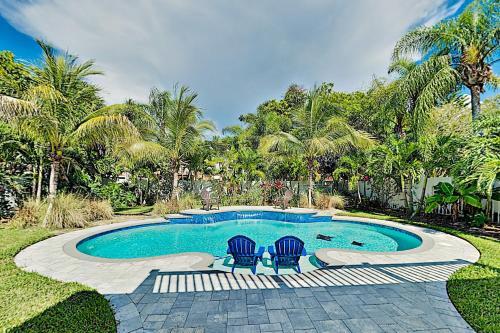 Beautiful Beach Retreat With Private Pool Oasis Home